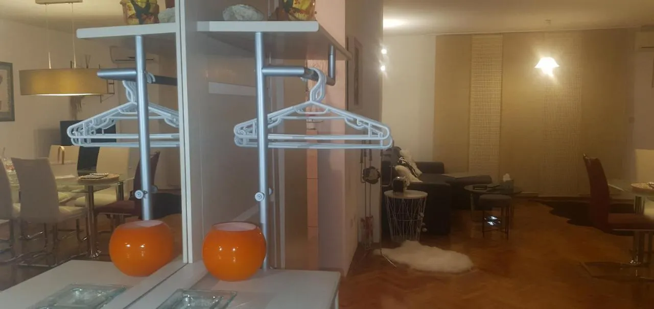 Alba Pula Apartment
